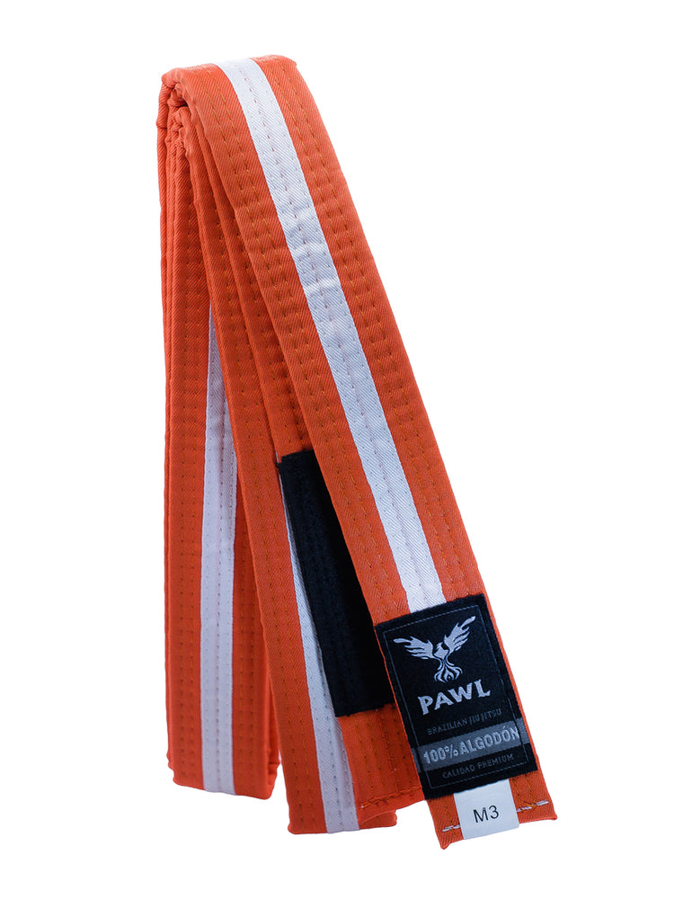 Cinturón BJJ naranja para niños doblado para entrenamiento
